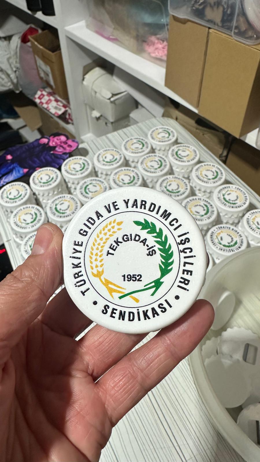 Açacak magnet